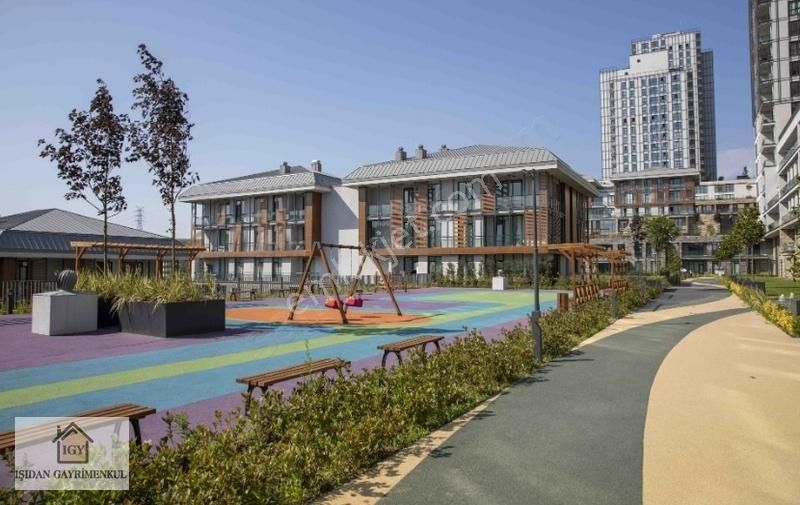 Başakşehir Ayazma Emlakkonutları Kiralık 155 M2 Ara Kat 3+1