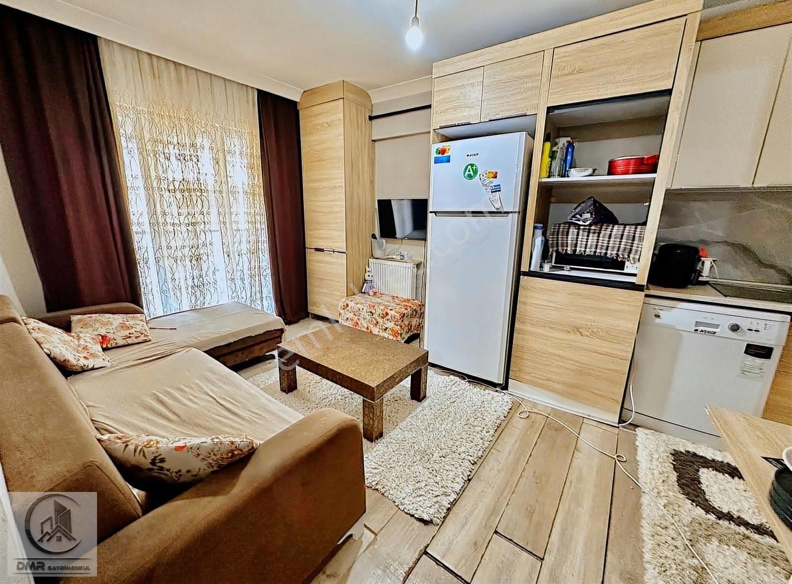 Dmr'den 1+1 Yapılı Geniş Kiralık Apart