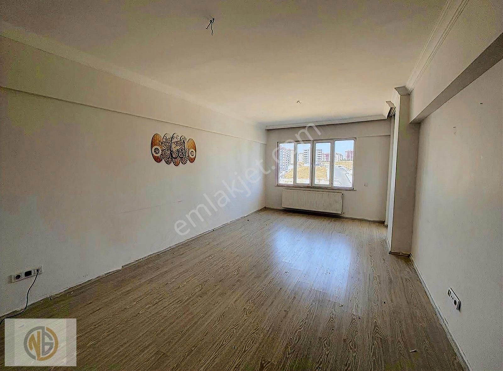 Onkolojide Kiralık 2+1 Site İçi Arakat