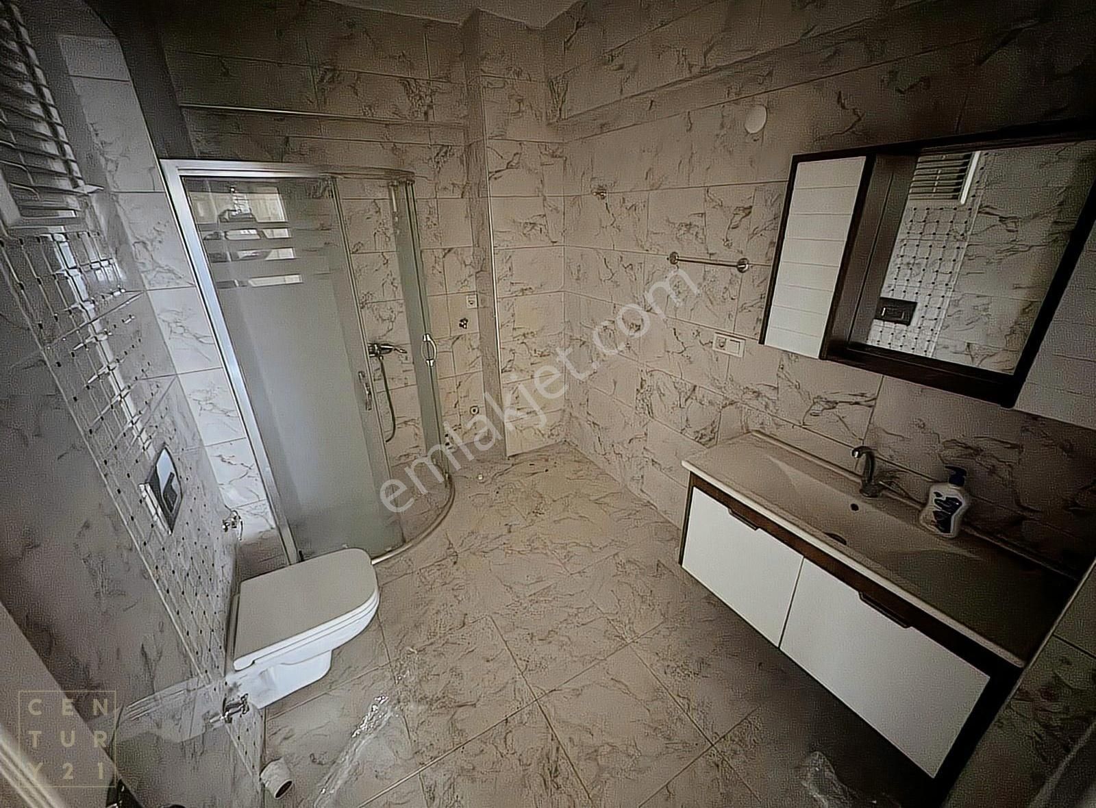 Century 21'den Selimiye Mah. Şehir Merkezi 3+1 Kiralık Daire