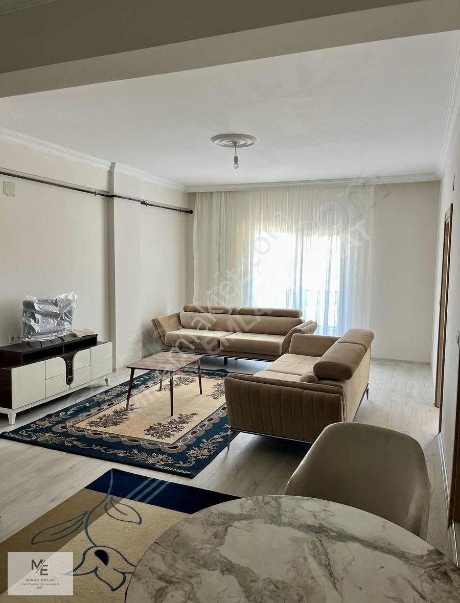 Akhisarda Harika Konumda Sıfır Eşyaları İle Kiralık Daire