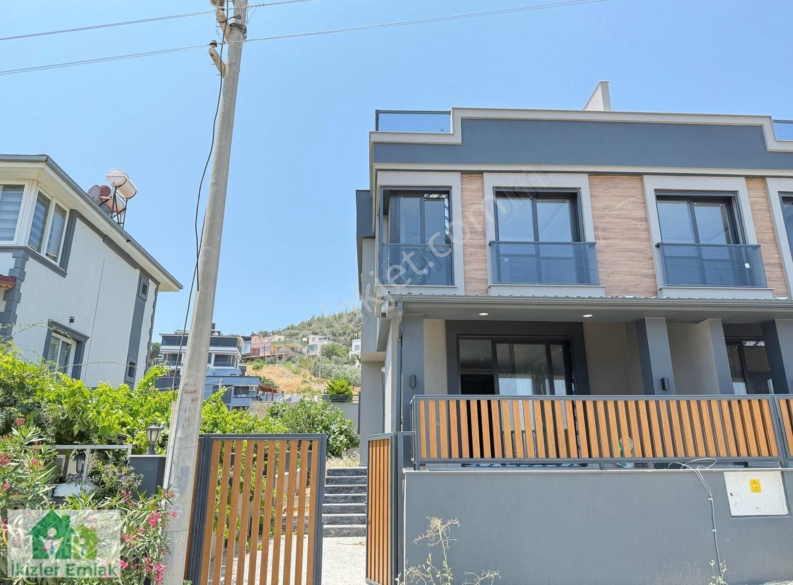 Seferihisar Doğanbey'de Satılık 2+1 Geniş Bahçeli Sıfır Villa - Görsel 6