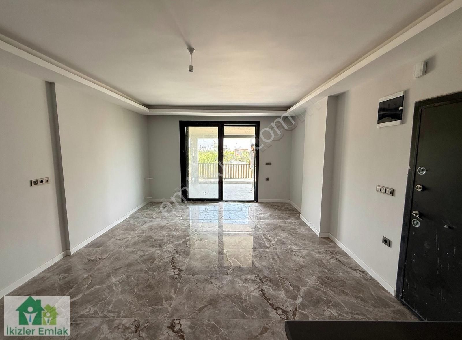 Seferihisar Doğanbey'de Satılık 2+1 Geniş Bahçeli Sıfır Villa - Görsel 3