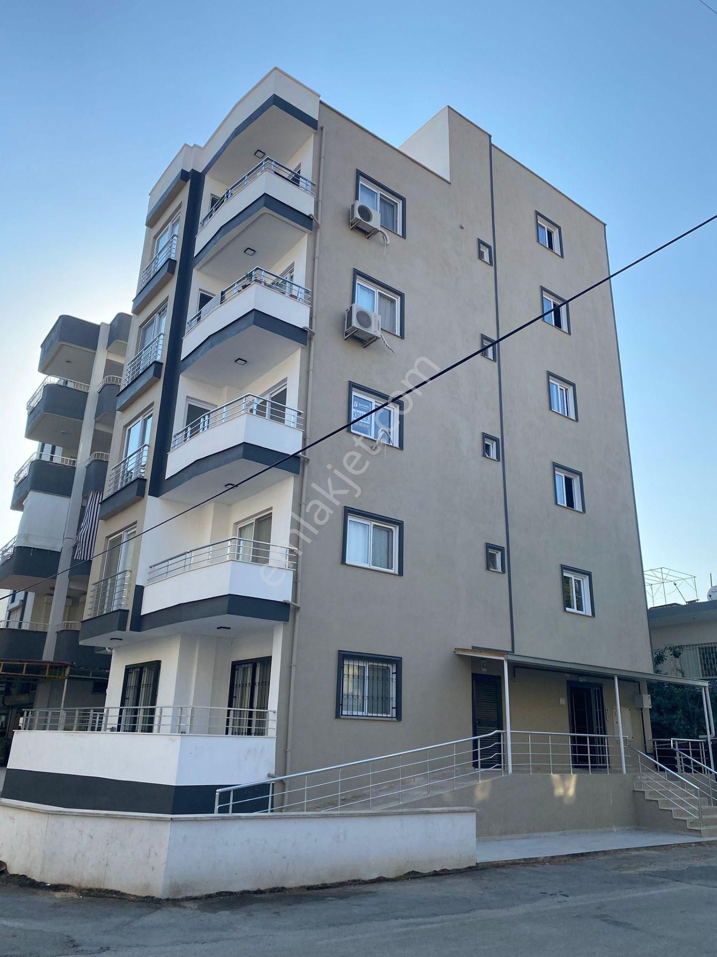 Mersin/silifke/göksu Emniyet Civarı 3+1 Doğalgazlı Kiralık Daire