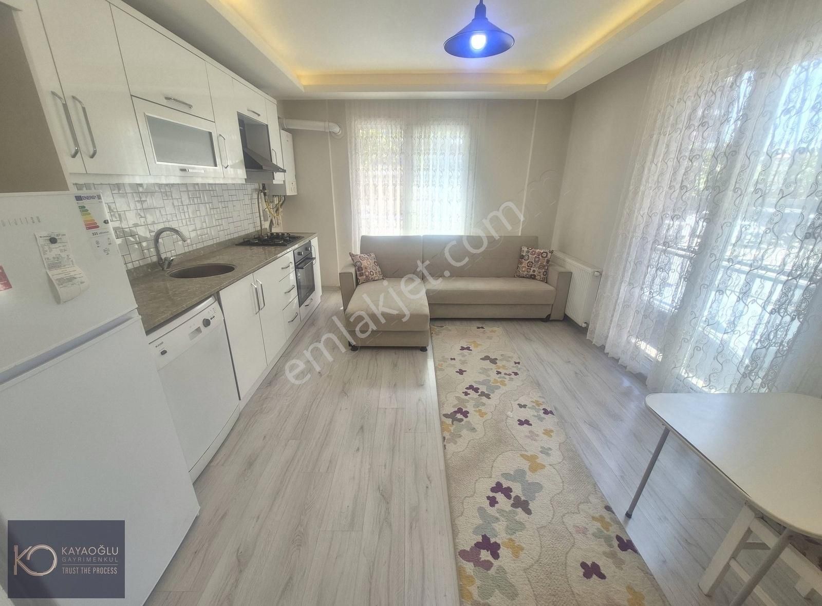 Kayaoğlundan Balatçıkda İzban Durağı Dibi 1+1 Eşyalı Kiralık
