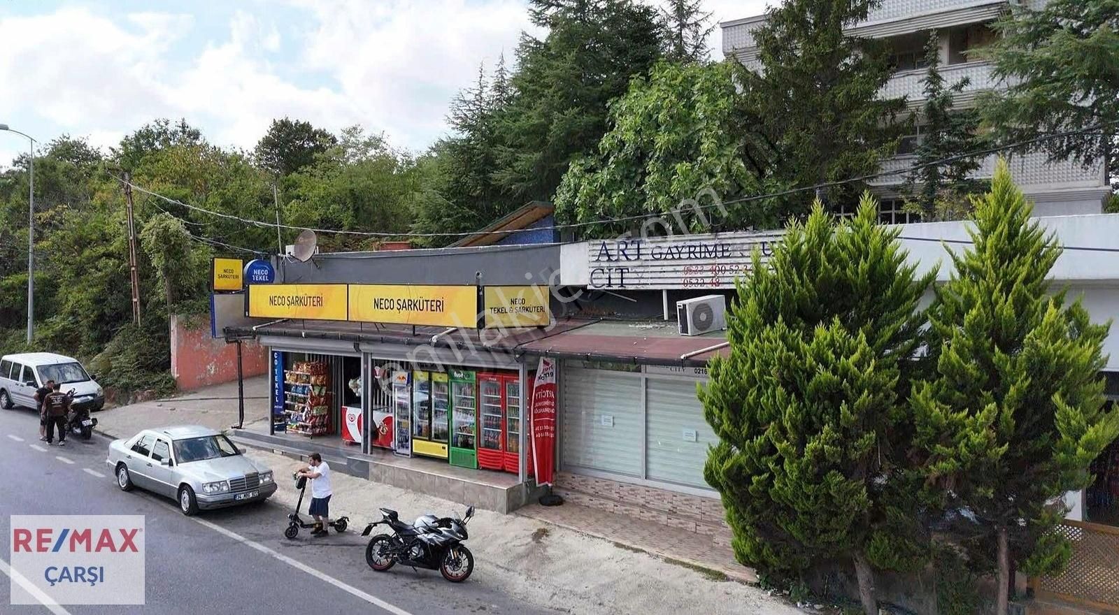 Beykoz Örnekköyde Cadde Cepheli Ticari+konut İmarlı Arsa - Görsel 7