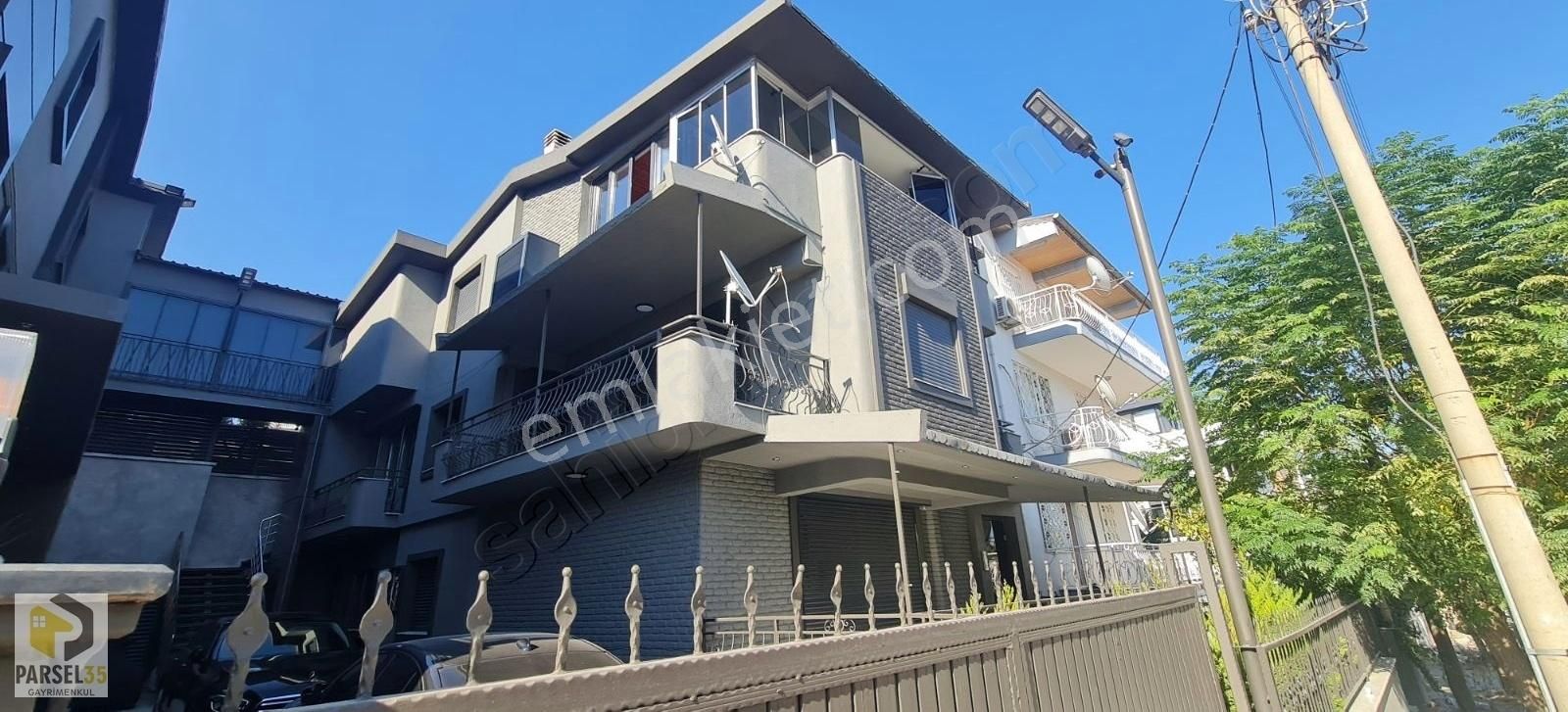 Özel Yapım-tasarım 310m2 5+1 Müstakil Villa + Ardiyeler
