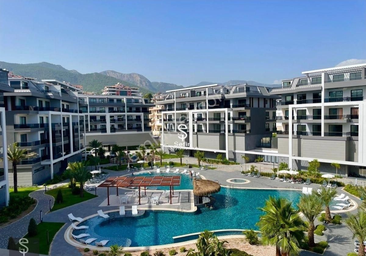 Alanya Oba Hastane Yanı Kiralık 1+1 Aktiviteli Geniş Lüks Daire
