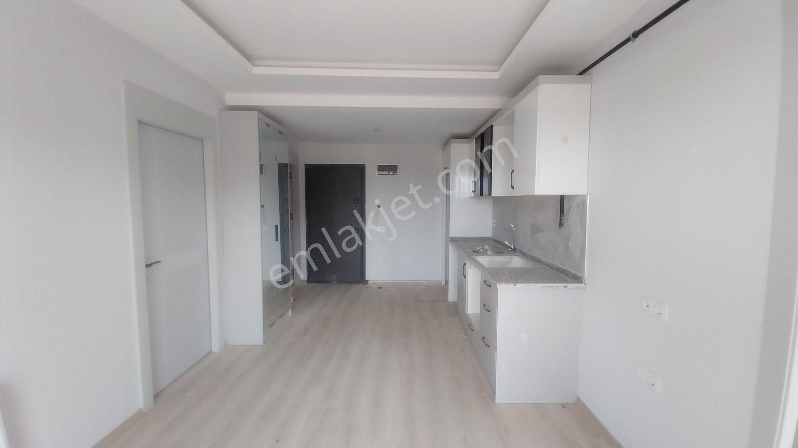 Tece'de Polisevi Civarı Yüzme Havuzlu Site İçi 2+1 Açık Mutfaklı - Görsel 2