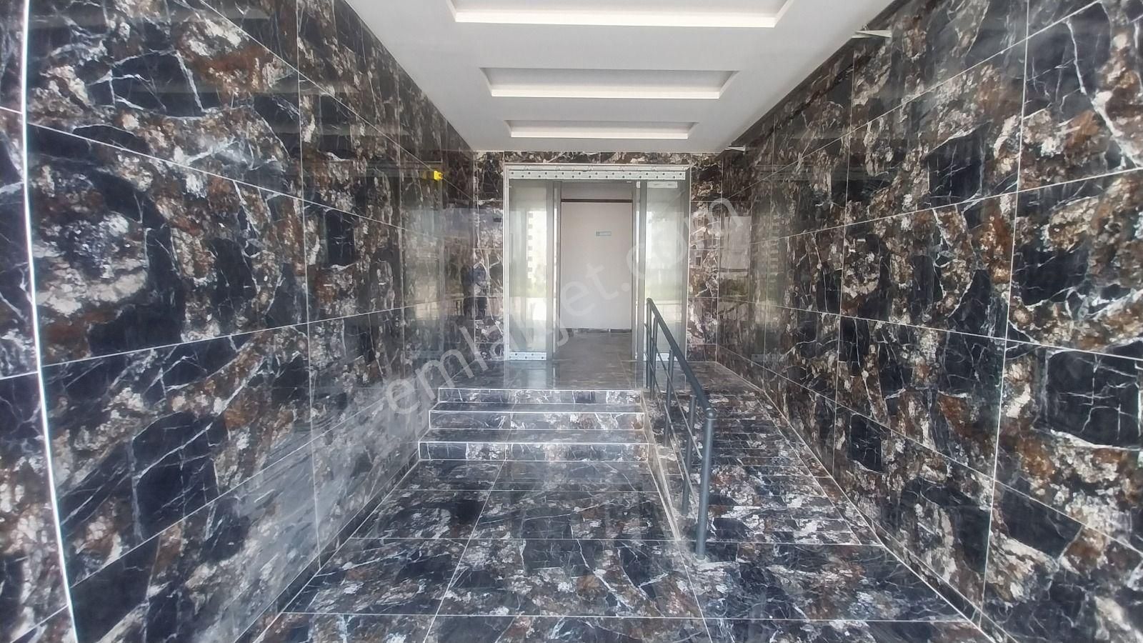 Tece'de Polisevi Civarı Yüzme Havuzlu Site İçi 2+1 Açık Mutfaklı - Görsel 14