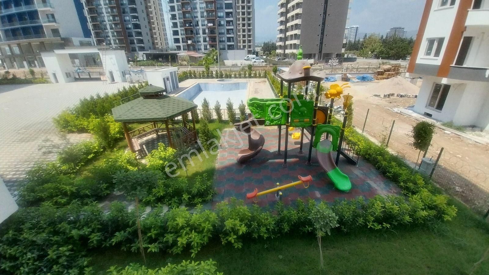 Tece'de Polisevi Civarı Yüzme Havuzlu Site İçi 2+1 Açık Mutfaklı - Görsel 16