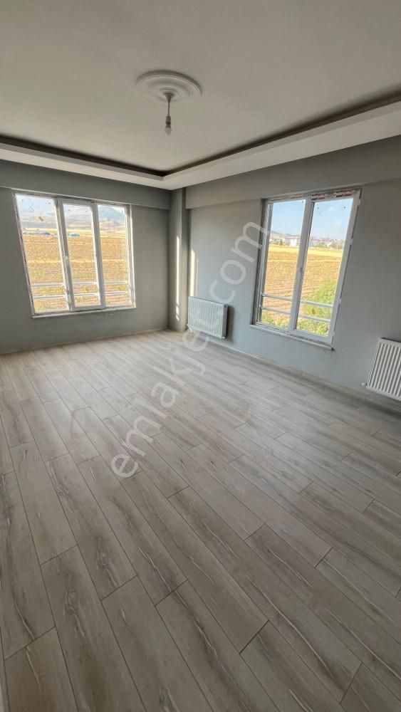 Erciyes Manzaralı Ferah Daire Arayanlara Fırsat!!
