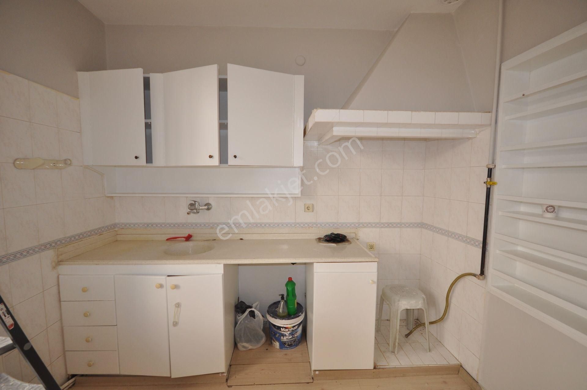 Söke Atatürk Mh. Kiralık 2+1 Daire