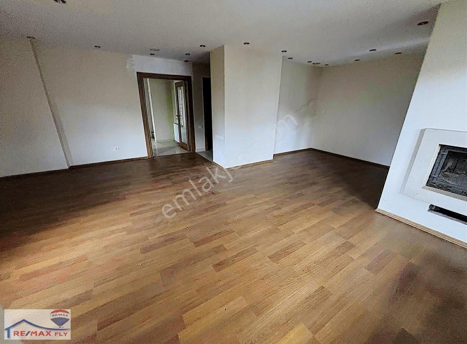 Tarabya Nezih Sokakta, Bahçeli,kapalı Otoparklı,4+1 Çatı Dubleks - Görsel 29