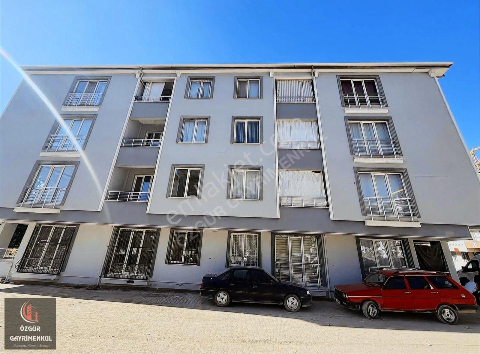 Özgür'den Bentbaşı Tokiler'in Yanıbaşında Kiralık 3+1 Daire