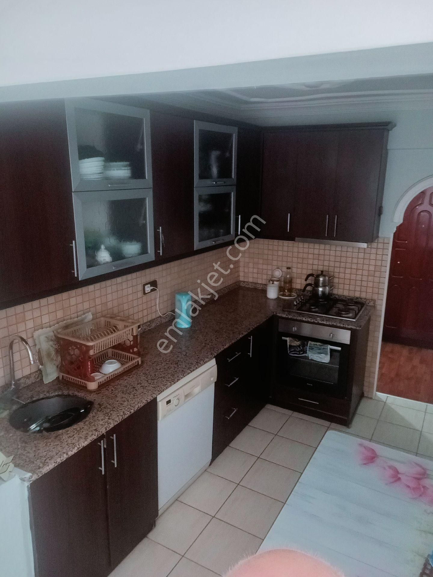 Muratpaşa Yıldız Mah.de Satılık 3+1 Kat Daire