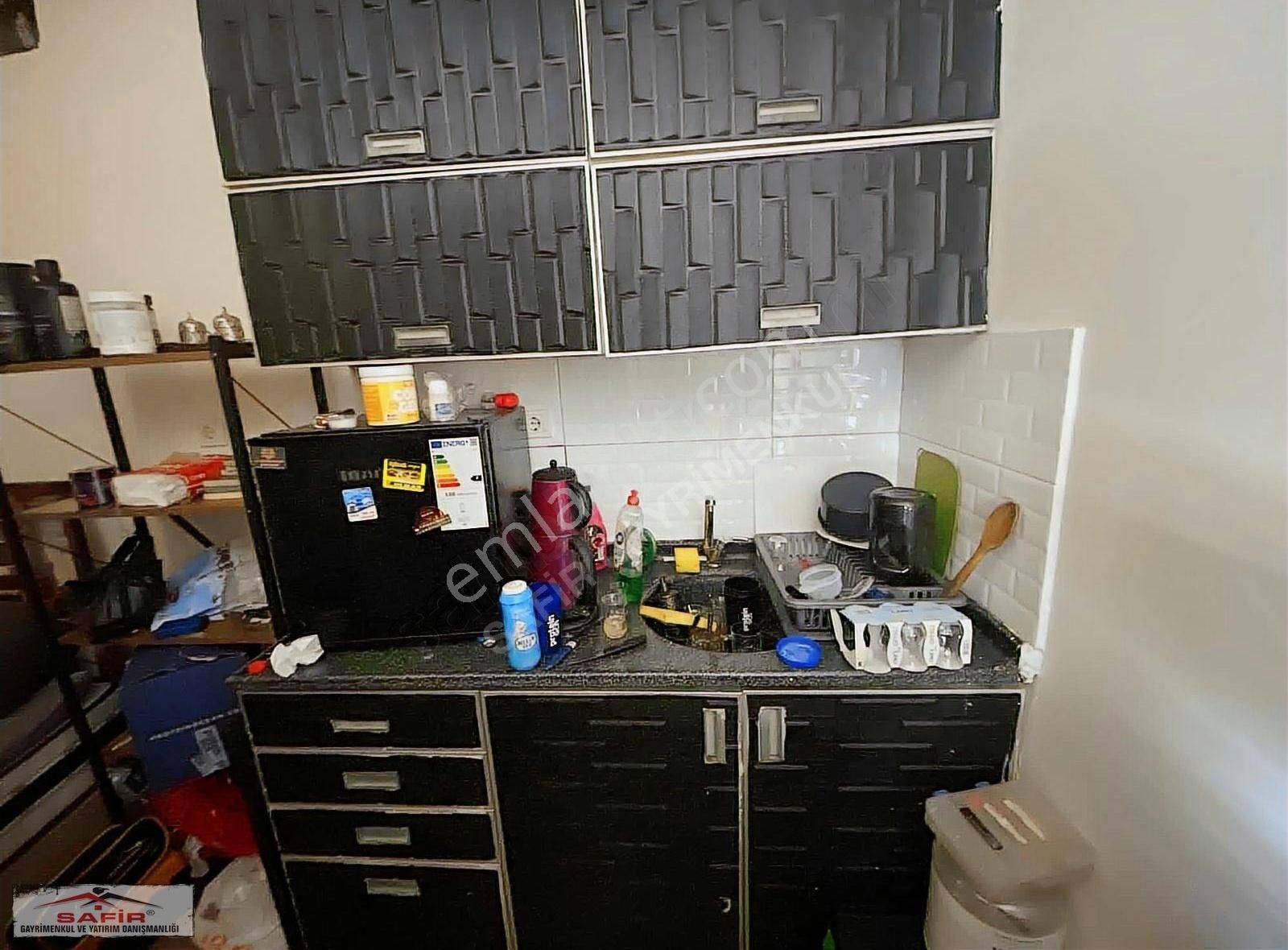 Safir'den Satılık Metro Yakını 1 Dükkan Parasına 2 Dükkan - Görsel 6