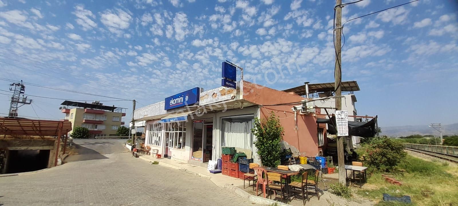 Kara Yolu Üzeri Satılık 2 Katlı Ev Ve 3 Adet Dükkan... - Görsel 5