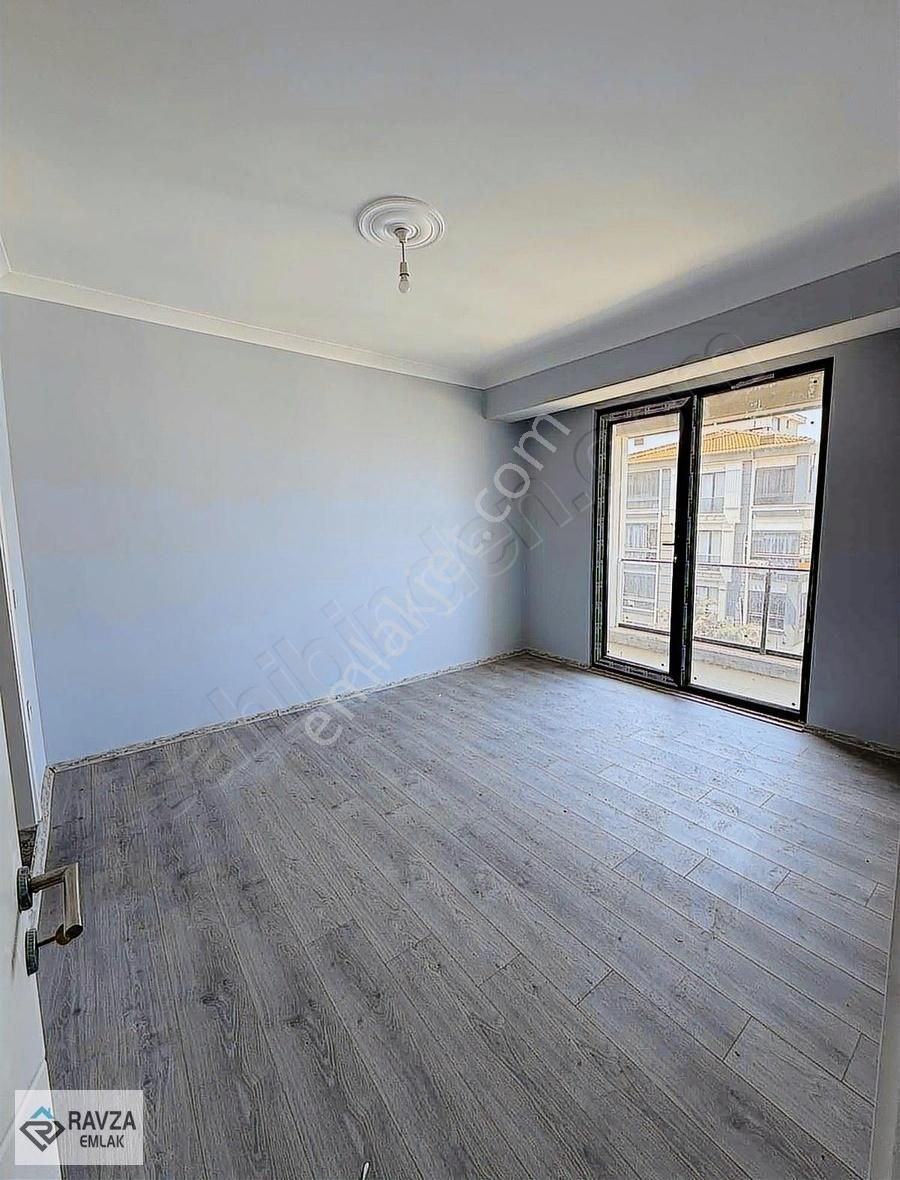 Ravza Emlak'tan Site İçerisinde Havuzlu Deniz Manzaralı Arakat ! - Görsel 12