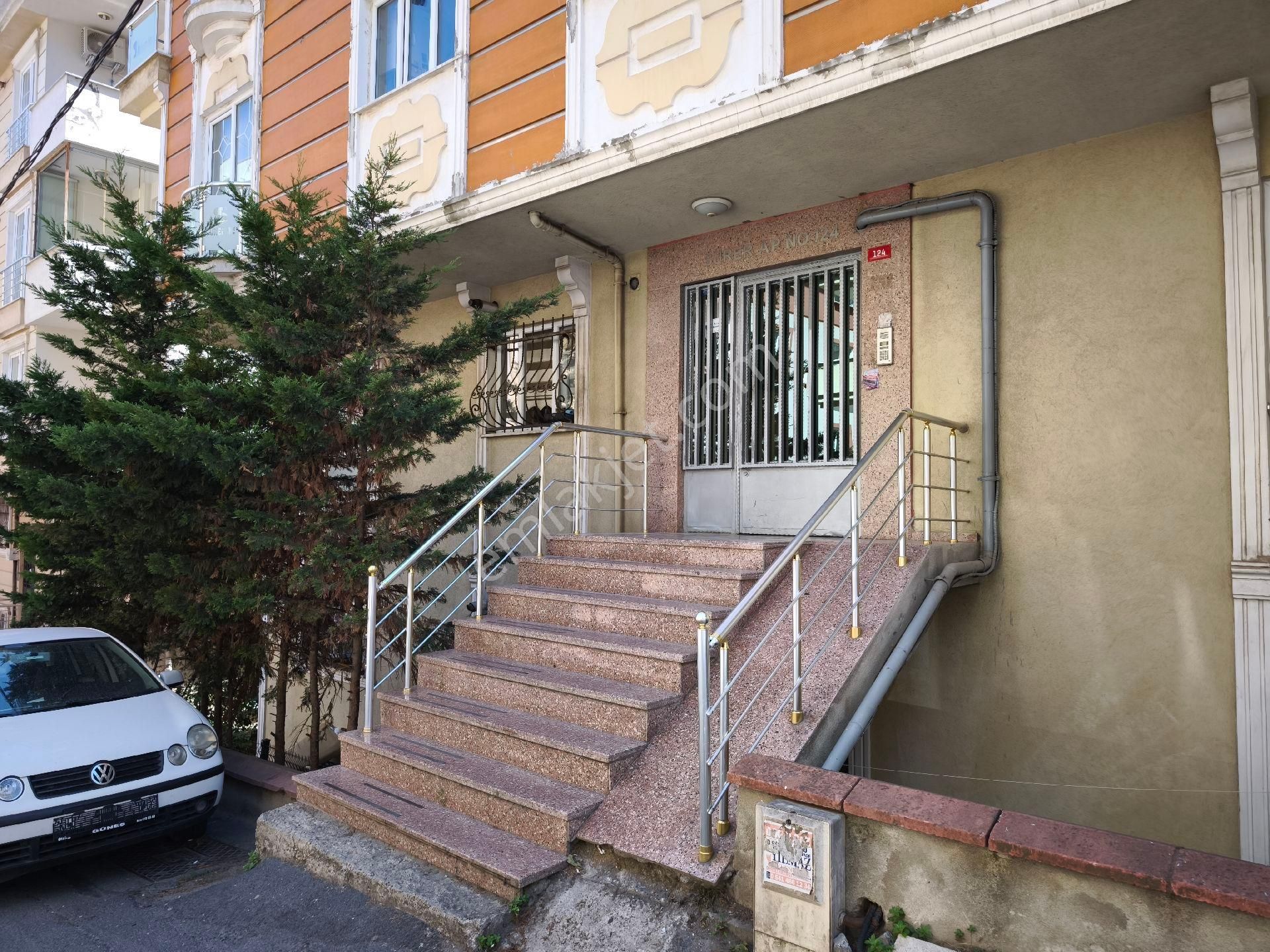 Birken'den Ulaşıma Yakın Eşyalı Yüksek Tavan 3+1 Çatı Katı