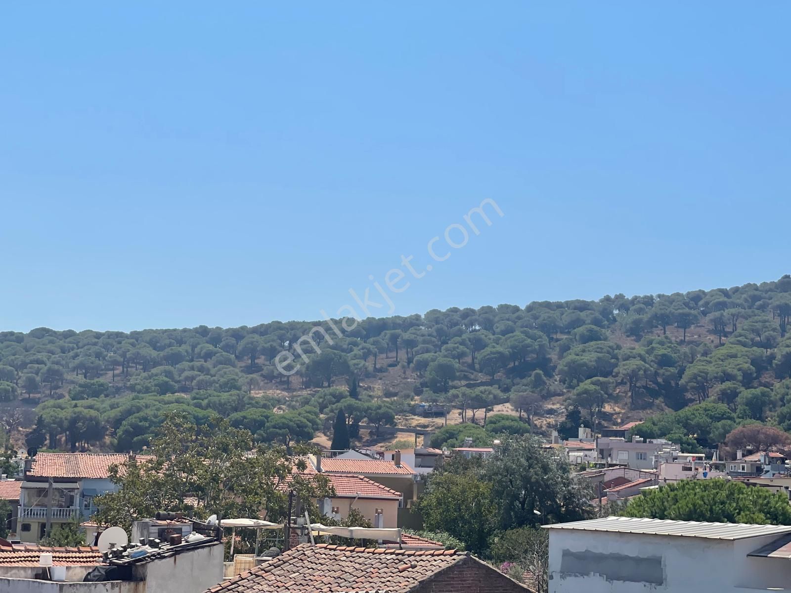 Ayvada'dan Ayvalık Merkez'de Teraslı 3 Katlı 3+1 Taş Rum Evi - Görsel 29