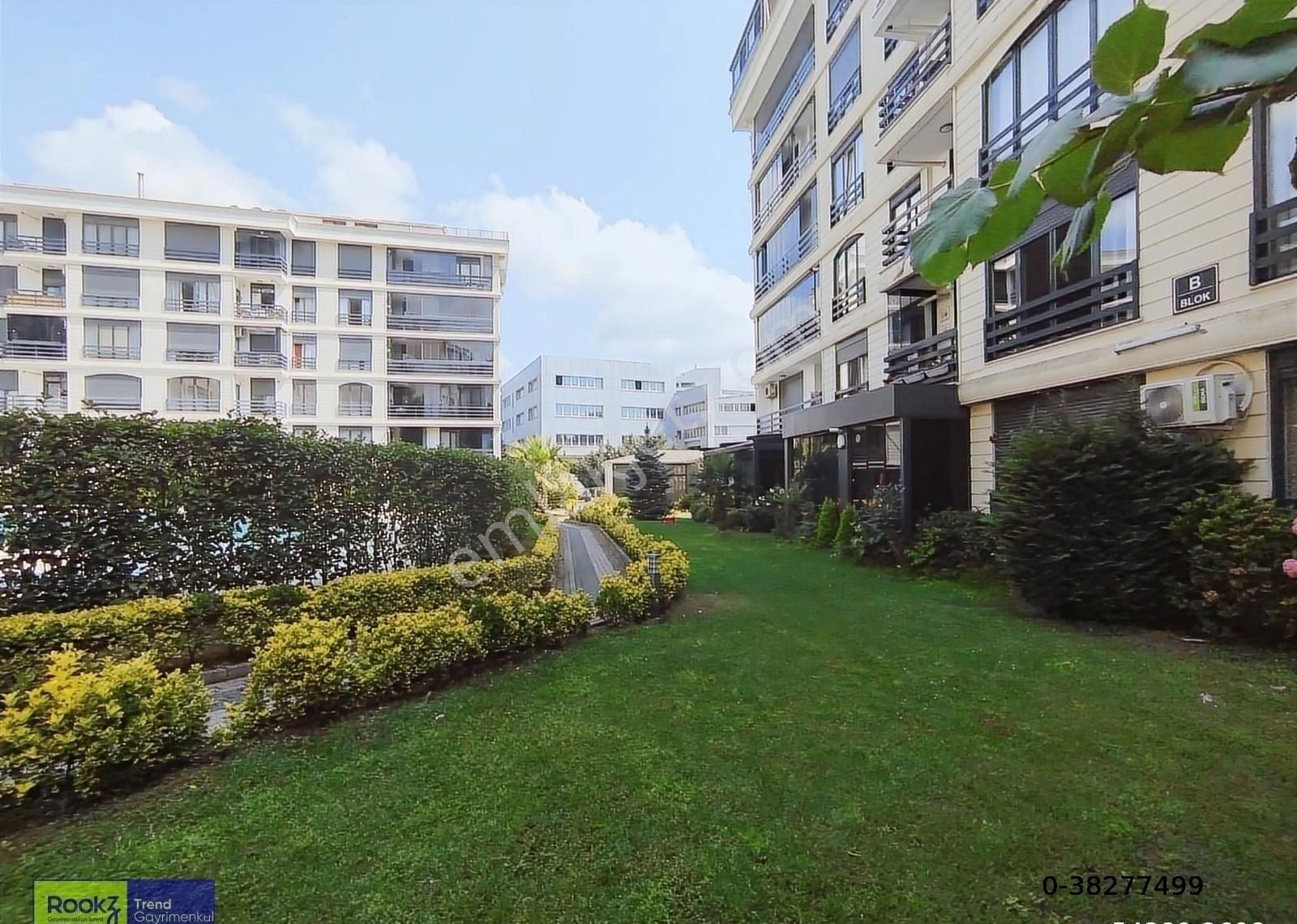 Çekmeköy Taşdelende Site İçerisinde 2+1 90m2 Kiralık Daire