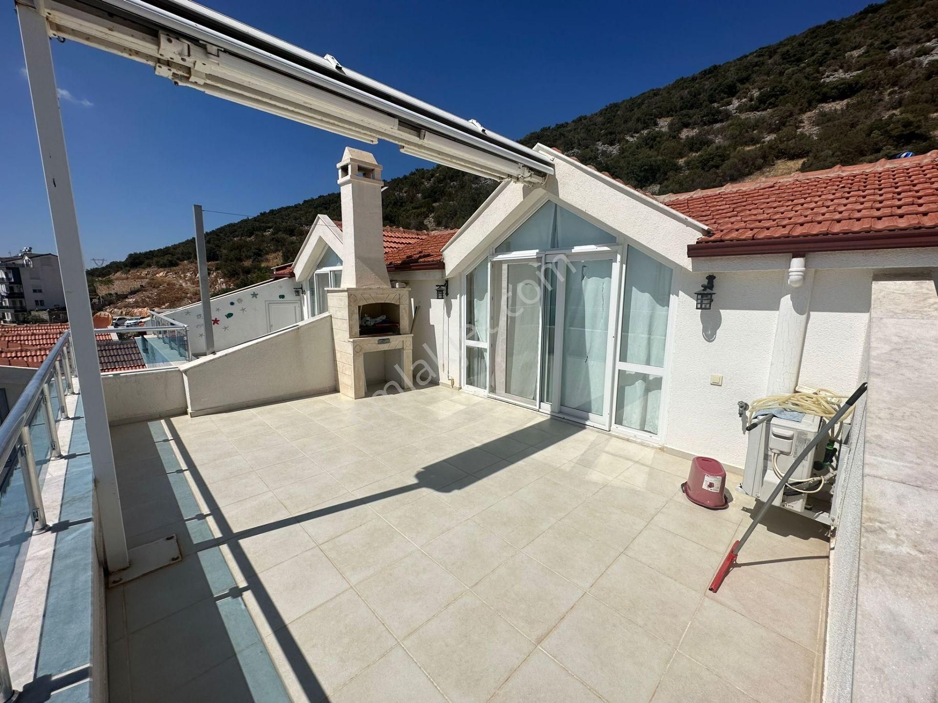 Remax Cool 2 'den Muhteşem Deniz Manzaralı Dublex Daire - Görsel 23