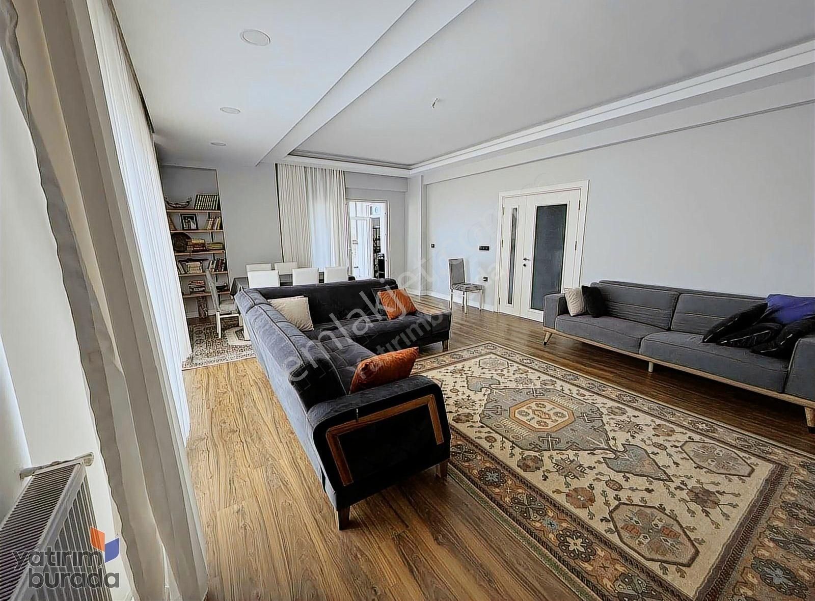 Atakum Yenimahalle'de 1.kat 225m2 Ferah 4+1 Satılık Daire