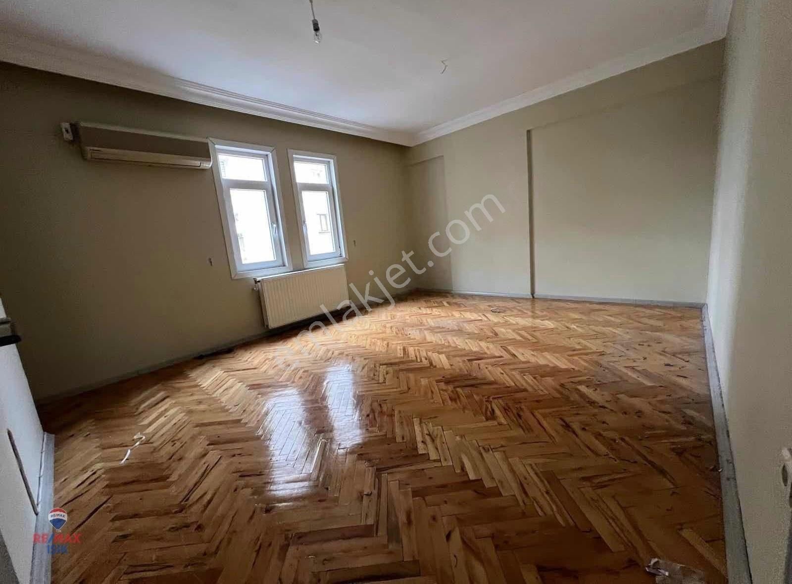 Kızılay Bulvarı Kızılay Hastanesi Yakınında Satılık 3+1 Daire - Görsel 3