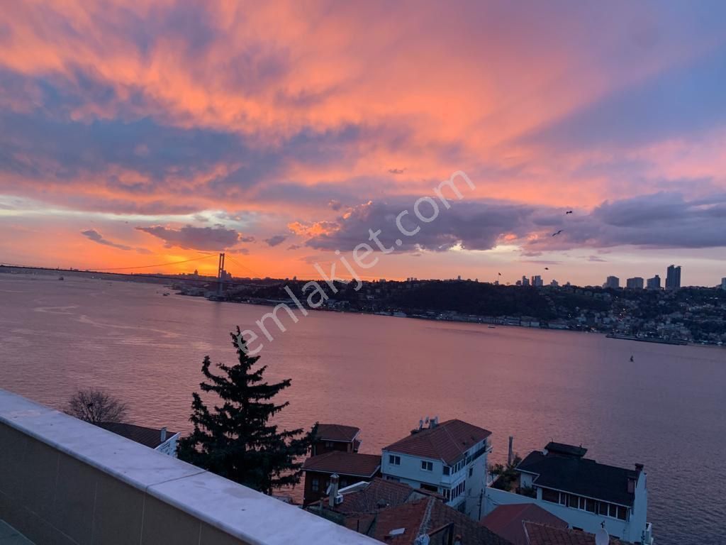 Nevmahalden Panoramik Boğaz Manzaralı 3+1 Kiralık Yalı Dairesi
