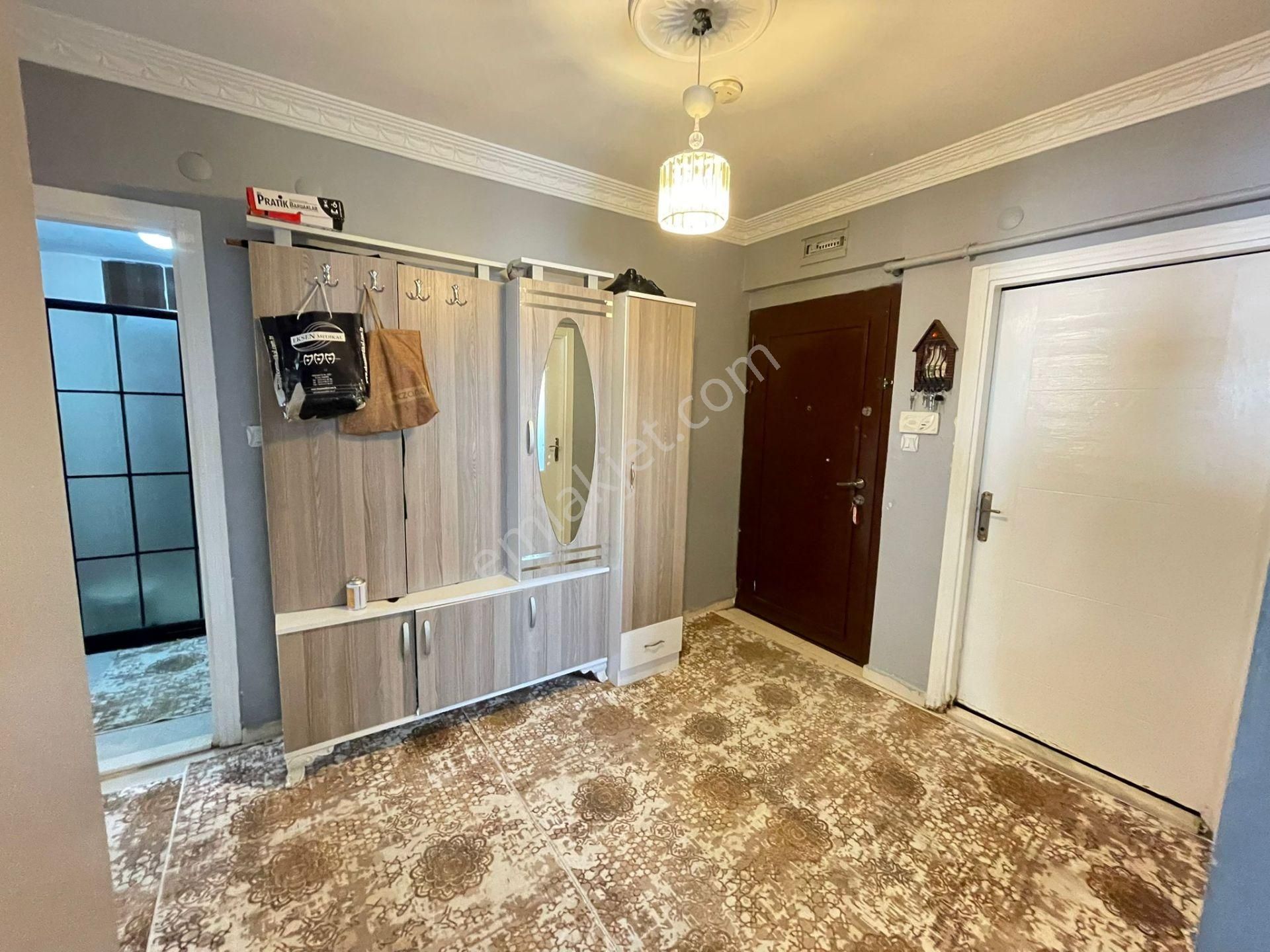 Beşikkaya'da Asansörlü 3+1 Önü Açık Satılık Yüksek Giriş !! - Görsel 22