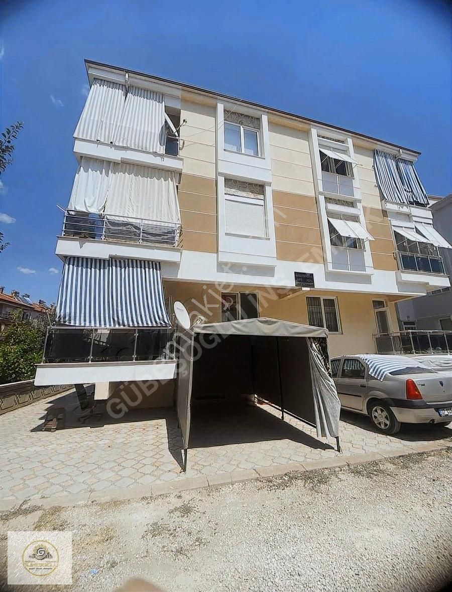 Aşagıpazar Mh 1+1 Geniş Hiç Kullanılmamış 8yaşında Ara Kat
