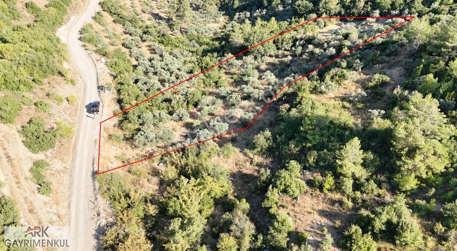 Muğla Menteşe Akkaya Mh Satılık 2.500 M2 Tarla