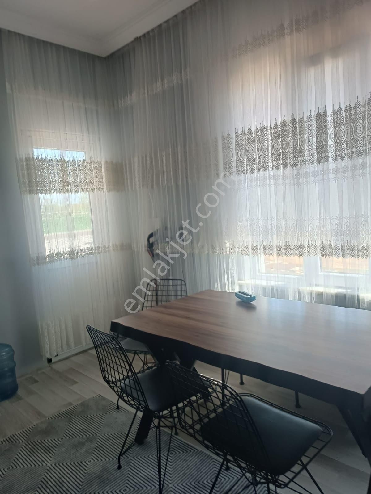 Konya Meram Çomaklı Mahallesinde 3+1 Daire 300 M2 Arsası Var - Görsel 14