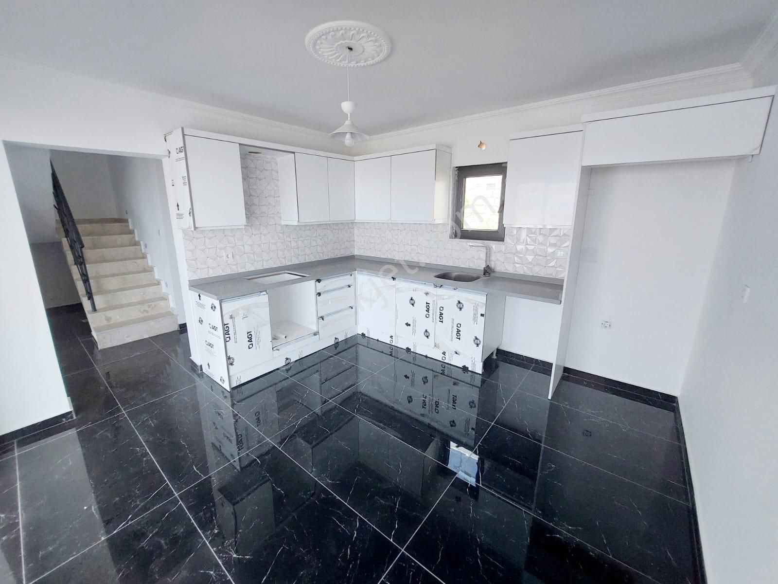 Dalaman Ege Mahallesi Eska Sitesi 2+1 Deniz Manzaralı