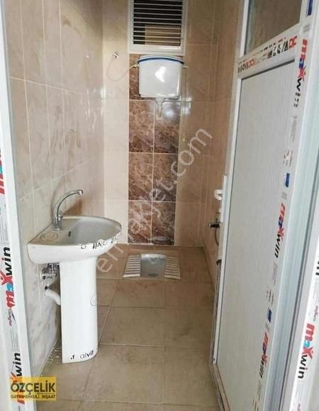 Sanayi Setesinde Satılık ** İşyeri **
