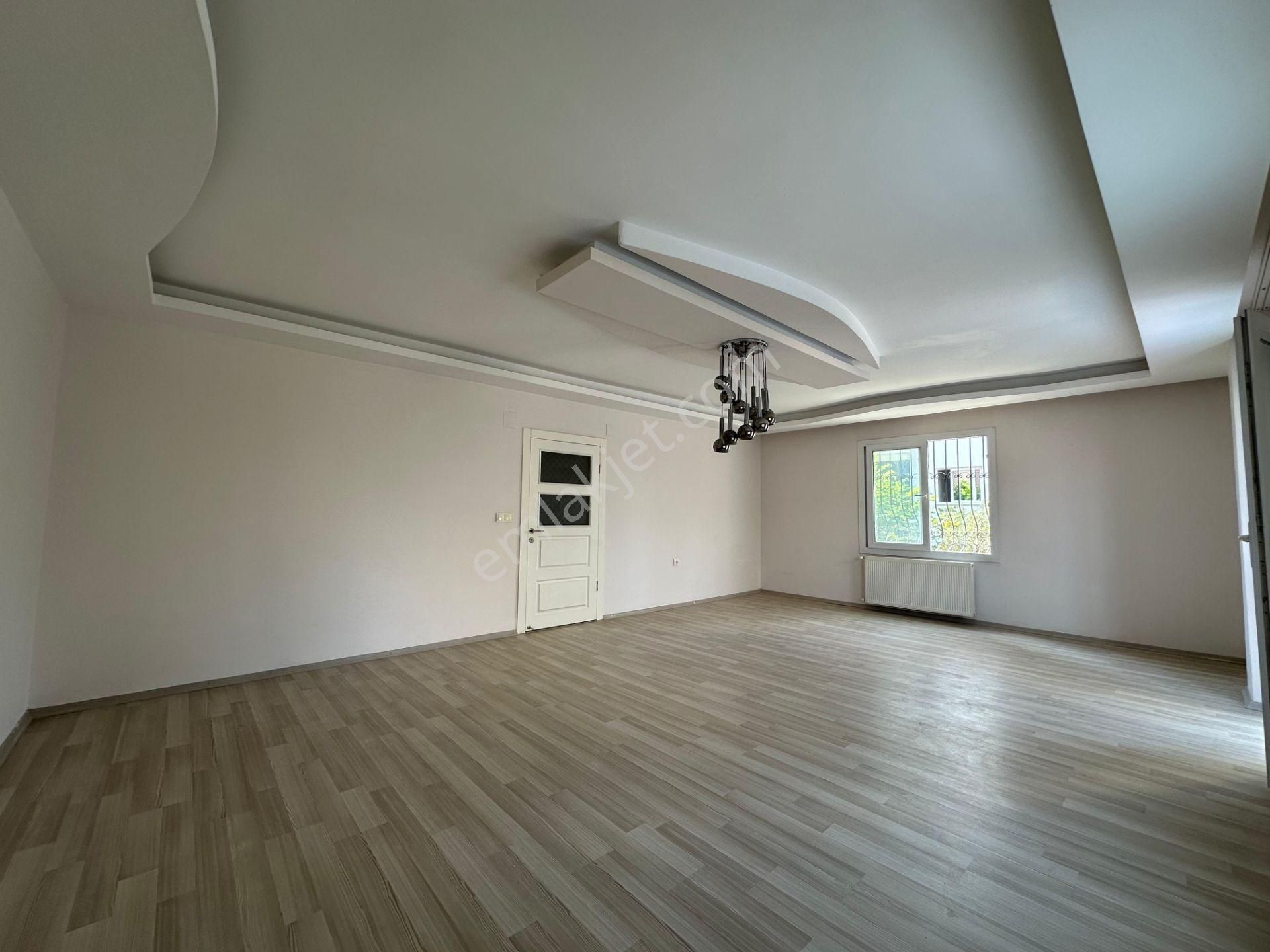 Arve'den Batıkent Mah.'de Geniş 4+1 Full Yapılı Kiralık Daire