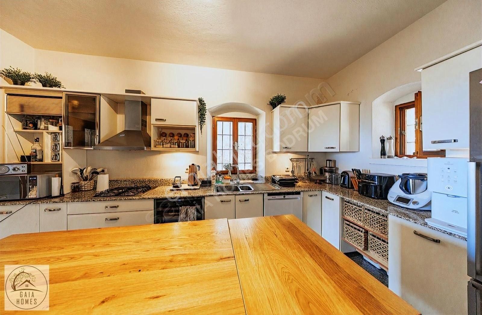 Bodrum Konacık Kiralık 1.5 Dönümde Havuzlu Müştemilatlı Taşvilla - Görsel 16