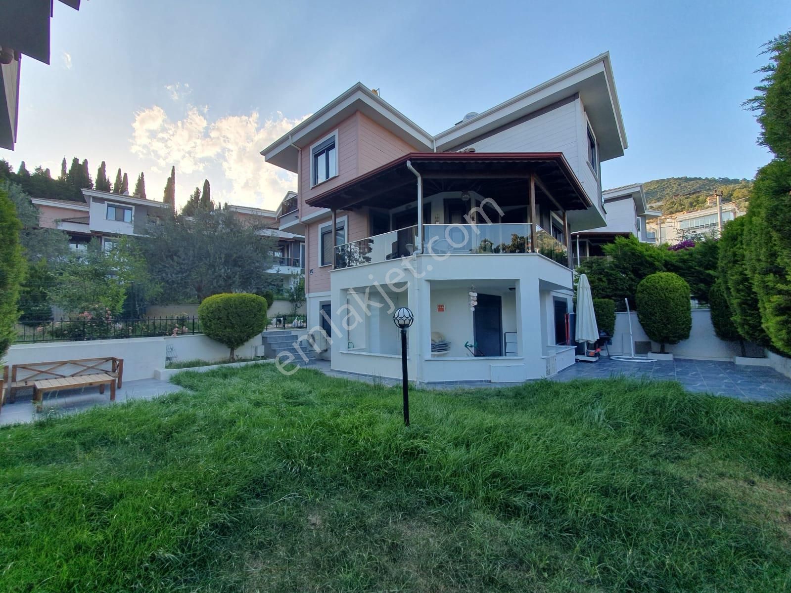 Altınoluk İlkbahar'dan Merkezde Elit Site İçinde 300m2 Müstakil Ultra Lüx Villa - Görsel 45