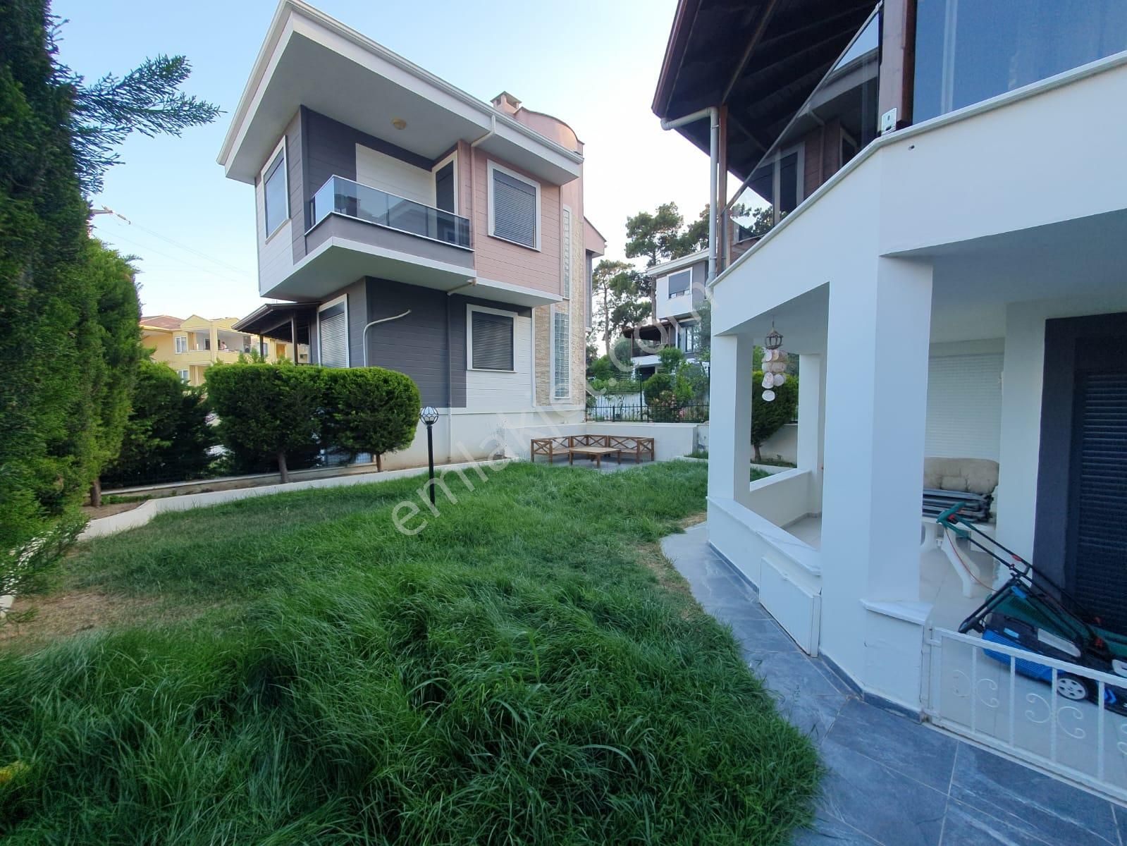 Altınoluk İlkbahar'dan Merkezde Elit Site İçinde 300m2 Müstakil Ultra Lüx Villa - Görsel 42