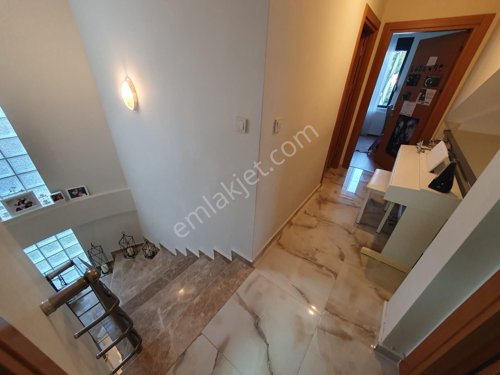 Altınoluk İlkbahar'dan Merkezde Elit Site İçinde 300m2 Müstakil Ultra Lüx Villa - Görsel 21