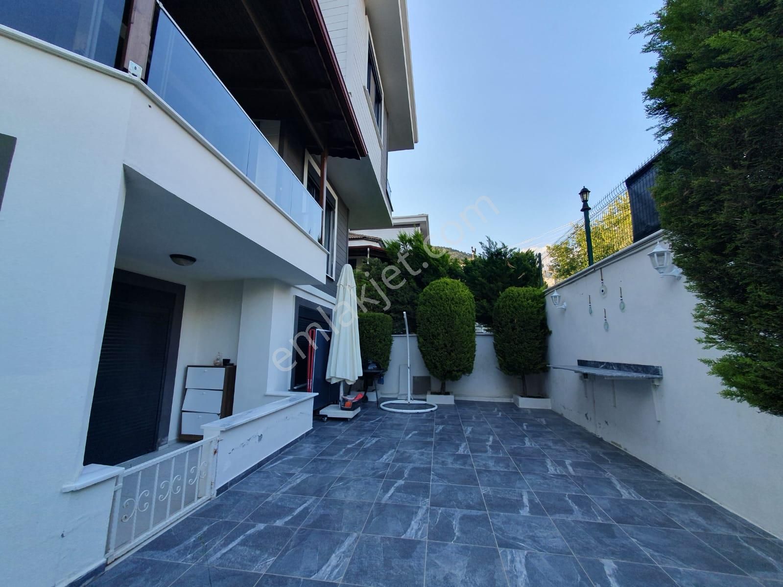 Altınoluk İlkbahar'dan Merkezde Elit Site İçinde 300m2 Müstakil Ultra Lüx Villa - Görsel 41