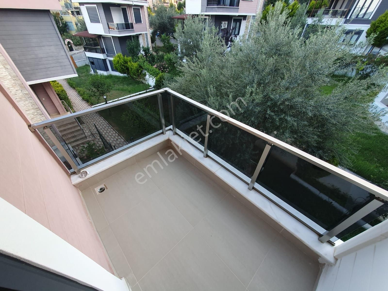 Altınoluk İlkbahar'dan Merkezde Elit Site İçinde 300m2 Müstakil Ultra Lüx Villa - Görsel 30