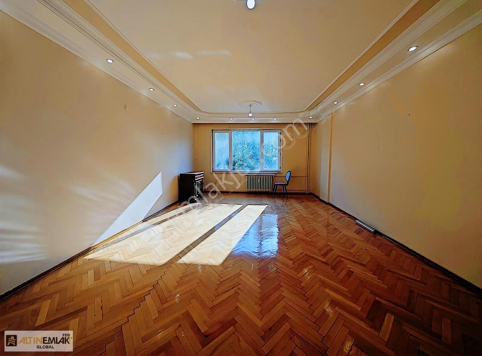 Mustafa Kemal Paşa Bul. Üzerinde 3+1 Kiralık Daire