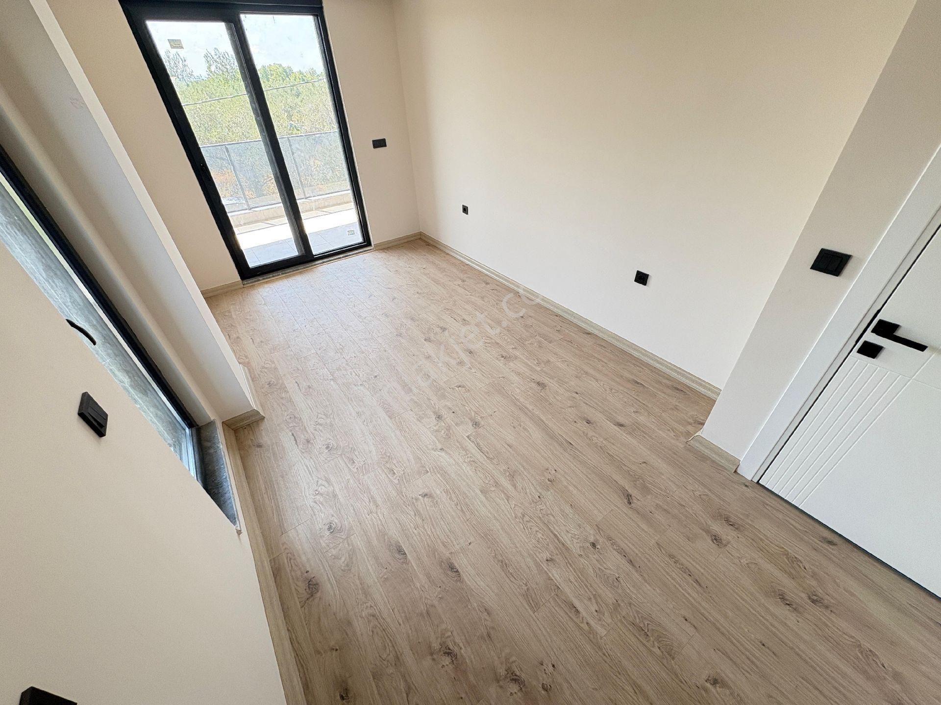 Arya'dan Denize 300 Metre Mesafede 4+1 Dubleks Villa - Görsel 29