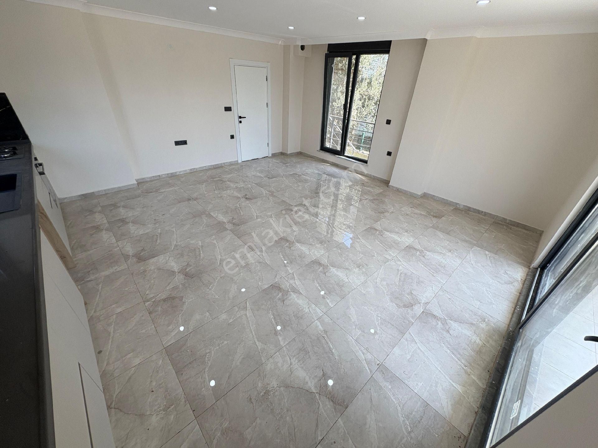 Arya'dan Denize 300 Metre Mesafede 4+1 Dubleks Villa - Görsel 8