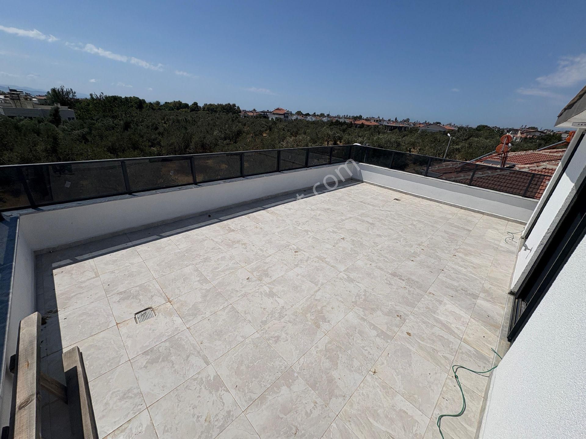 Arya'dan Denize 300 Metre Mesafede 4+1 Dubleks Villa - Görsel 13