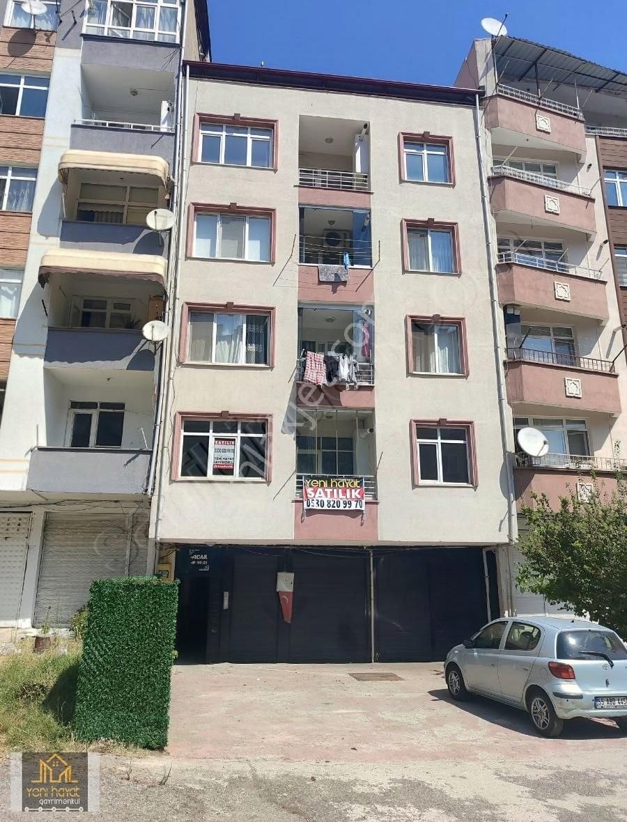İlkadım Adalet Mh De 3+1 1. Kat Daire