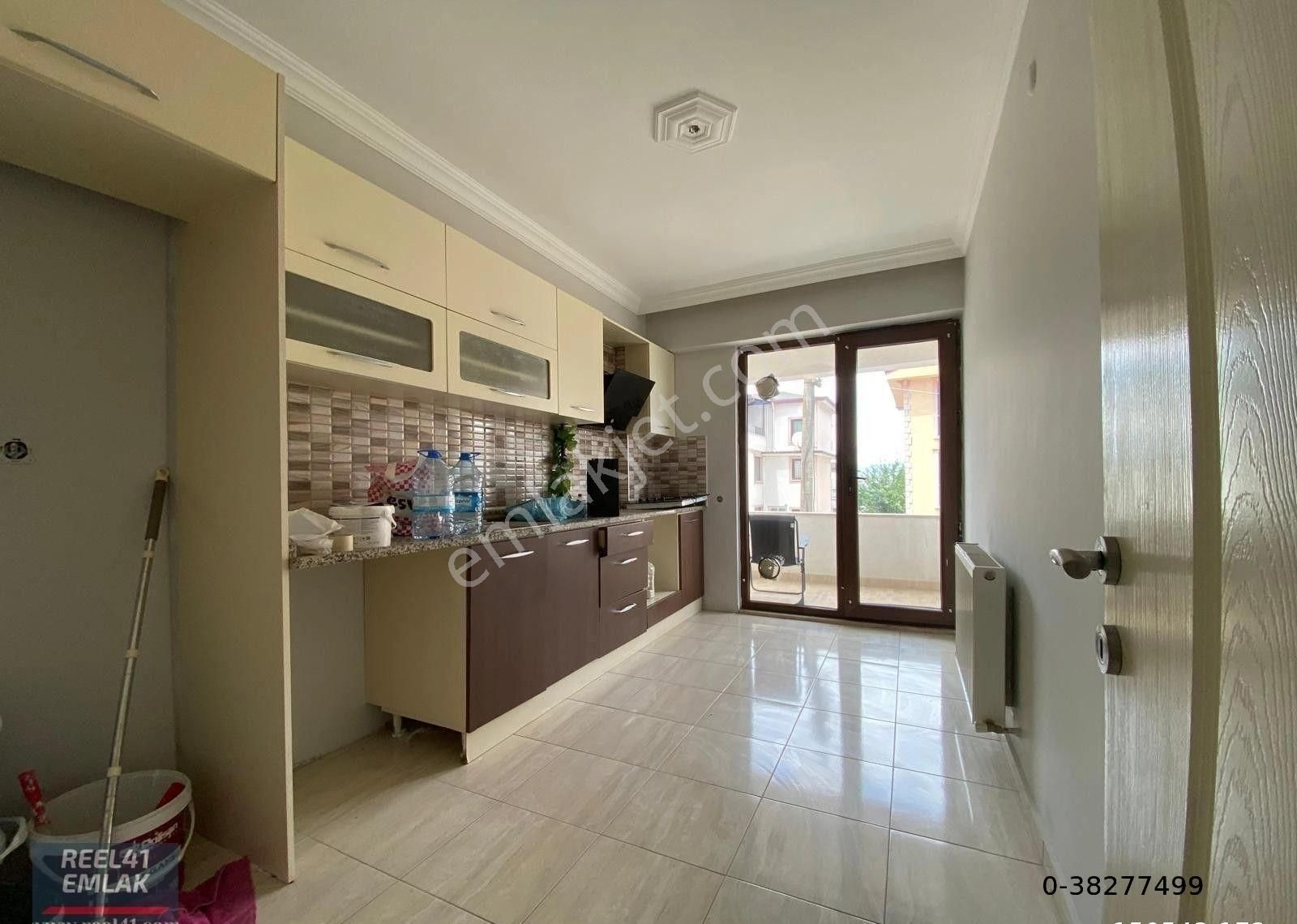 Barbaros'ta 2+1 Kiralık Arakat Daire