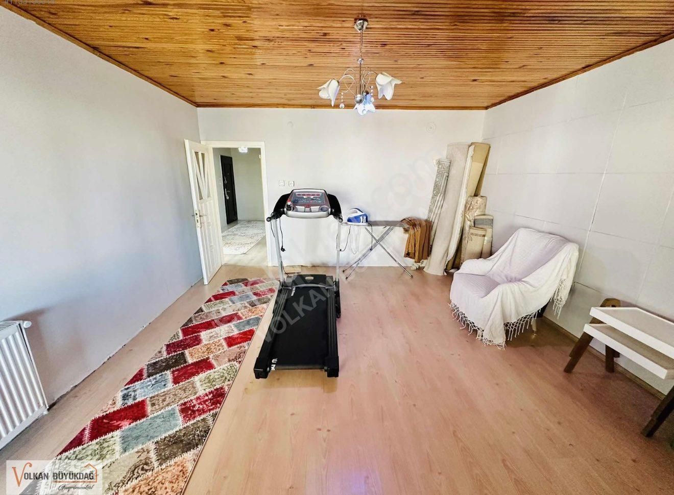 Bağlarbaşın'da Parka Cephe Satılık Kat Mülkiyetli 3 Katlı Bina - Görsel 9